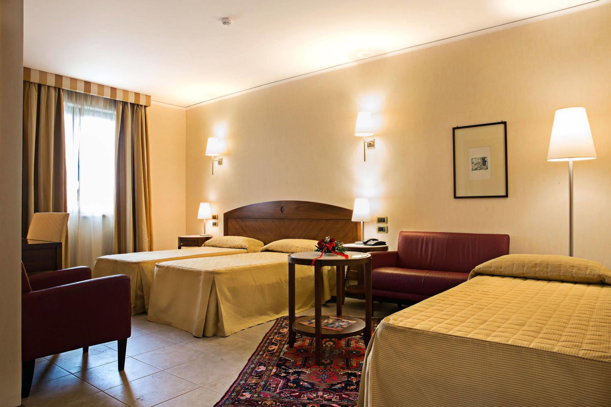 Grand Hotel Пестум Экстерьер фото